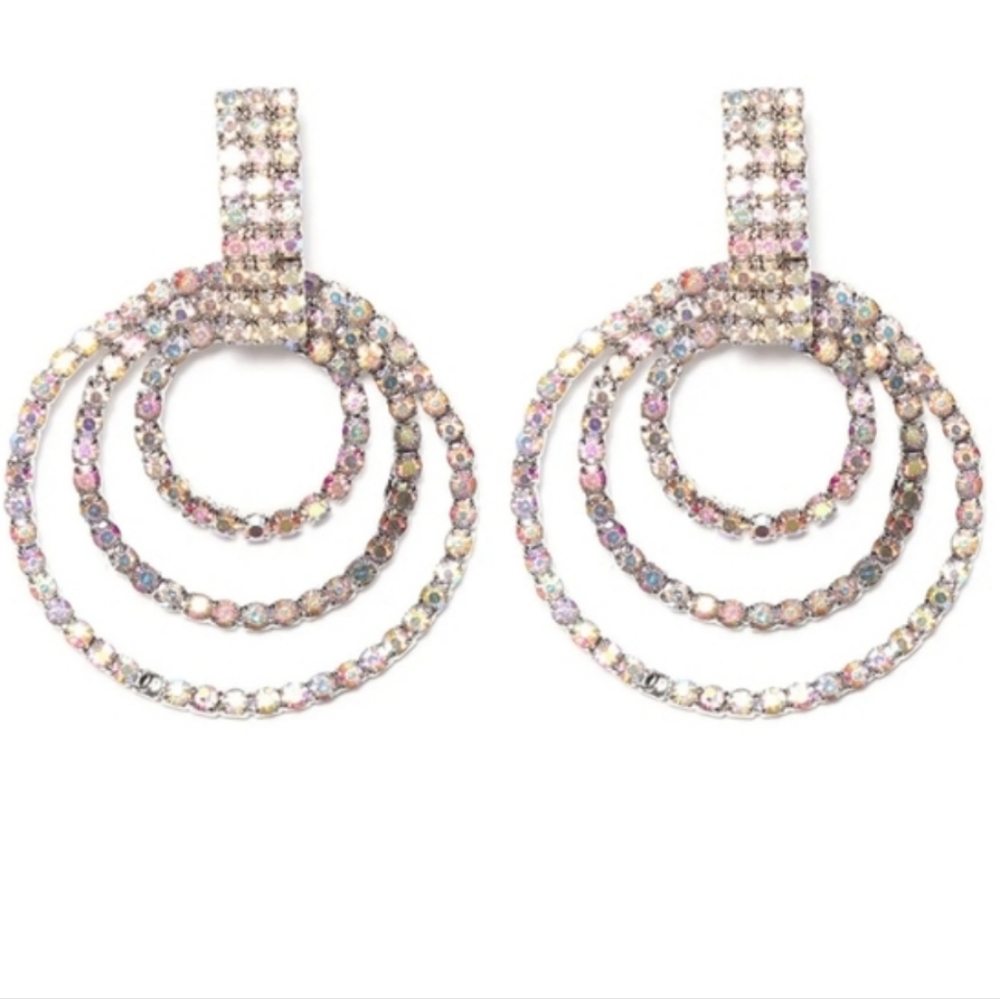 NWOT -nOir - Fashion Earrings